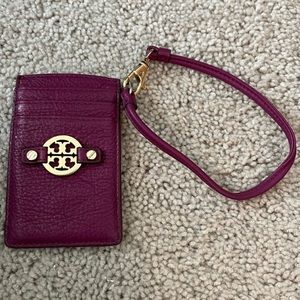 Tory burch wristlet